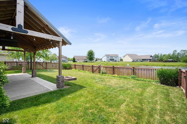 1412 Huntzinger Blvd, Pendleton, IN 46064 - view of yard with a patio area and a residential view