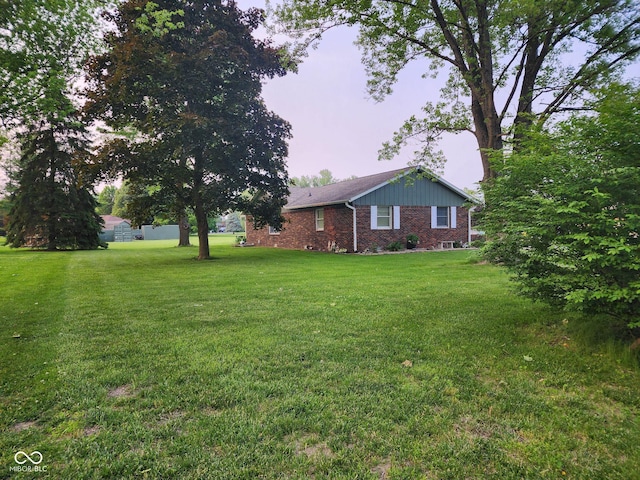 7870 E County Road 150 S, Avon, IN 46123 - view of grassy yard