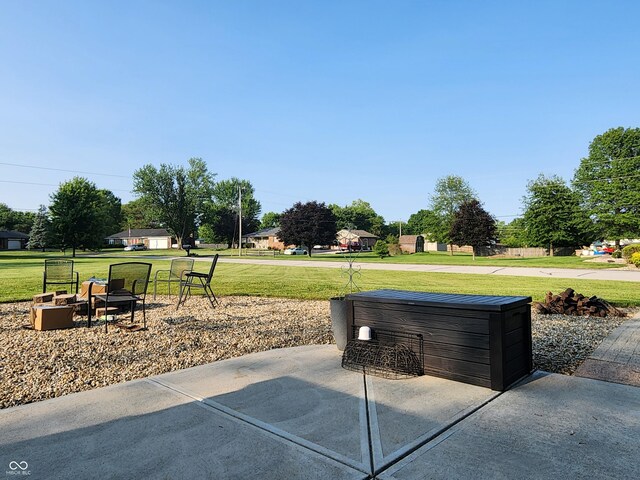 7870 E County Road 150 S, Avon, IN 46123 - view of patio / terrace