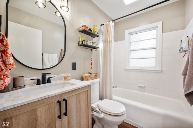 6640 E Washington St, Indianapolis, IN 46219 - bathroom with toilet, vanity, and shower / tub combo with curtain