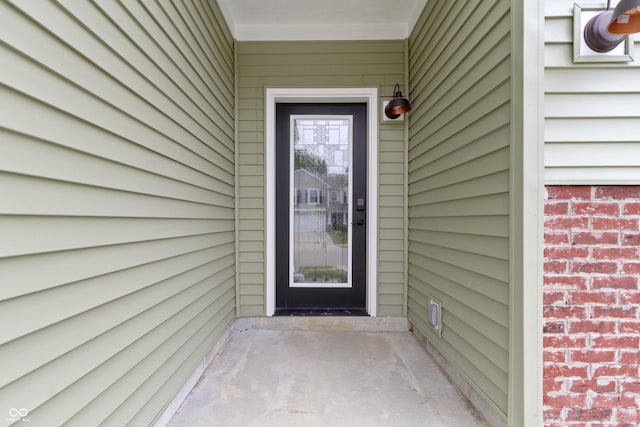 8355 Fieldfare Way, Indianapolis, IN 46237 - view of doorway to property