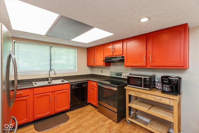 4965 Hawthorne Way, Avon, IN 46123 - kitchen featuring stainless steel appliances, under cabinet range hood, light wood-style flooring, dark countertops, and recessed lighting