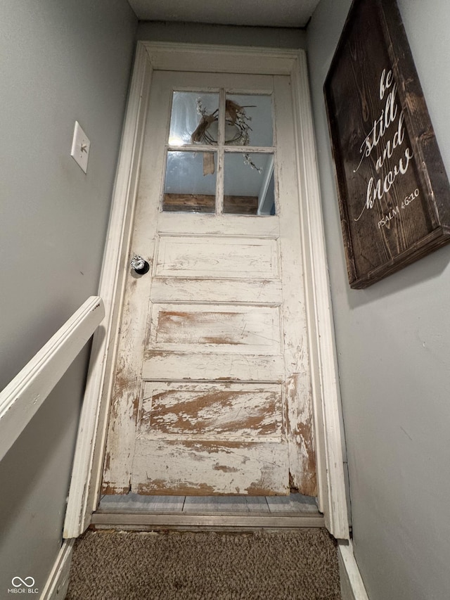 537 N 17th St, Noblesville, IN 46060 - property entrance