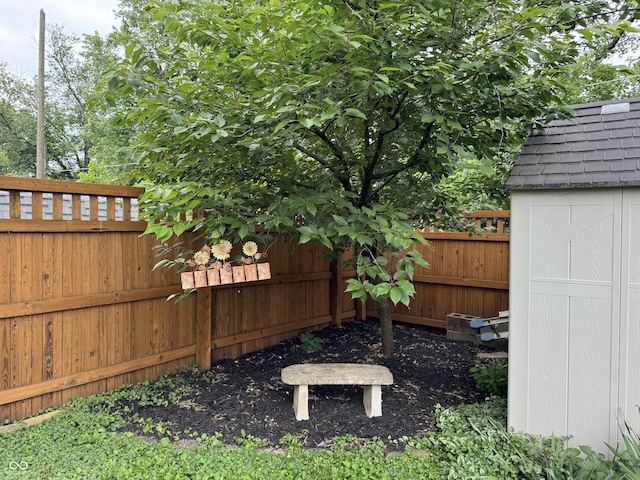 537 N 17th St, Noblesville, IN 46060 - view of yard featuring a storage unit