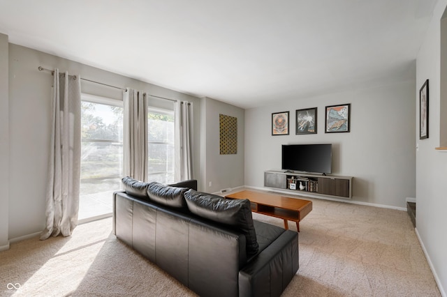 1325 Alimingo Dr, Indianapolis, IN 46260 - carpeted living room with baseboards