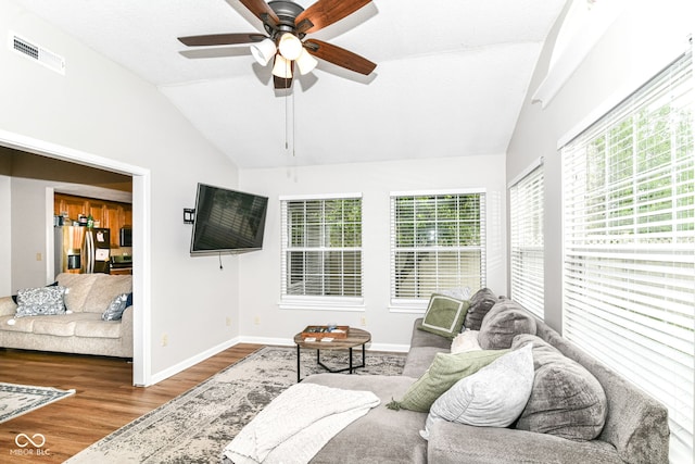 5651 Pine Knoll Blvd, Noblesville, IN 46062 - sunroom featuring vaulted ceiling