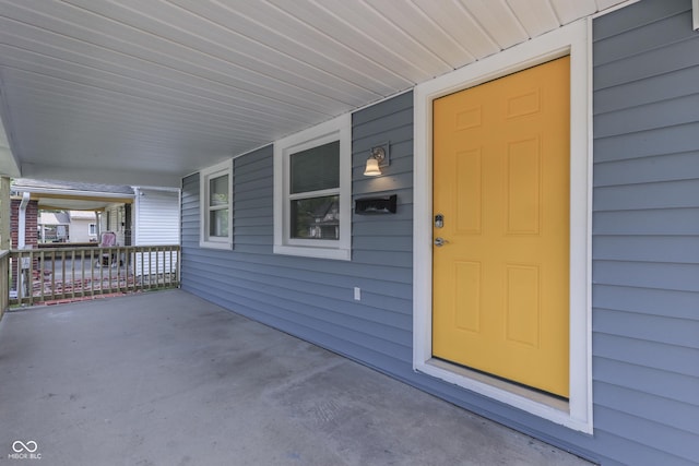 2945 N Denny St, Indianapolis, IN 46218 - entrance to property featuring a porch