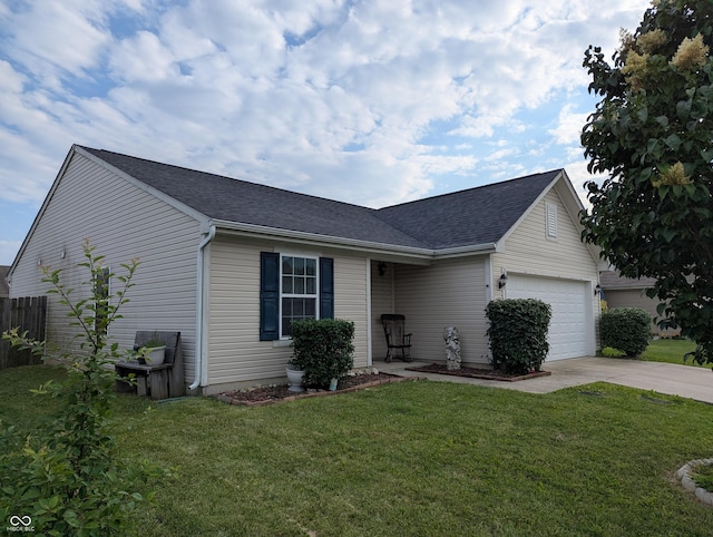 581 Grassy Bend Dr, Greenwood, IN 46143 - ranch-style home featuring driveway, a front lawn, an attached garage, and roof with shingles