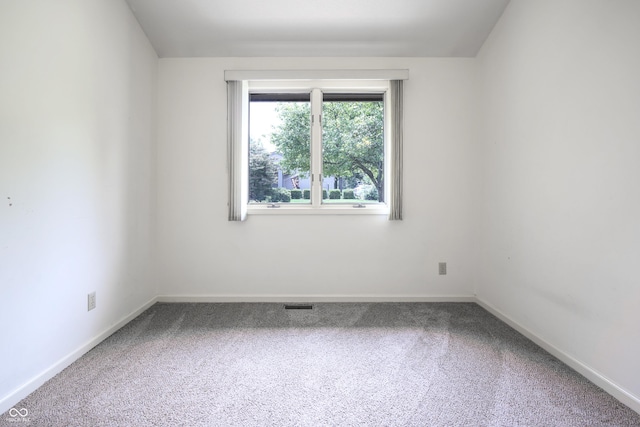 4462 Carya Sq, Columbus, IN 47201 - unfurnished room with carpet flooring and baseboards