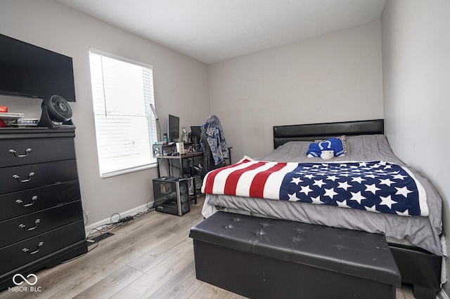 4342 Sequoia Ct, Greenwood, IN 46143 - bedroom with wood finished floors and baseboards