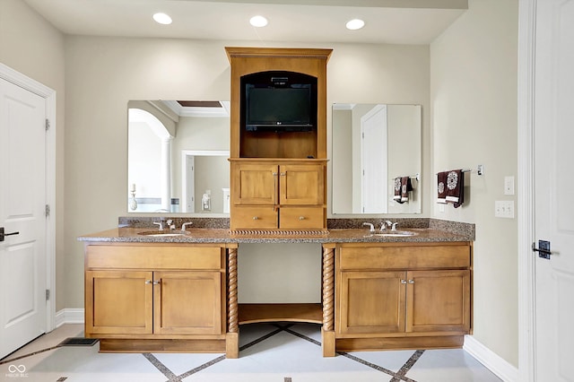 7635 Monte Carlo Way, Indianapolis, IN 46278 - full bath featuring double vanity and recessed lighting