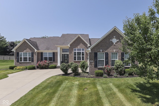 2502 Colinbrook Pkwy, Greenwood, IN 46143 - photo 2