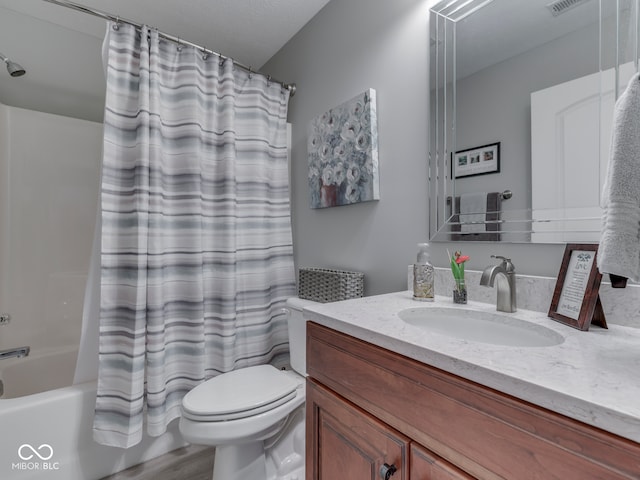 5351 Abbington Ave, Plainfield, IN 46168 - bathroom with vanity and shower / tub combo with curtain