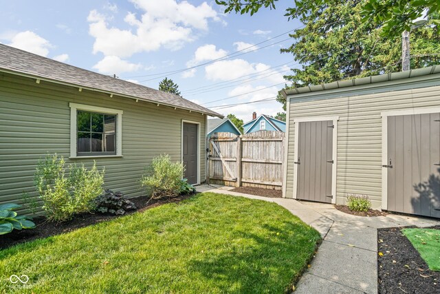 2158 S Garfield Dr, Indianapolis, IN 46203 - photo 27