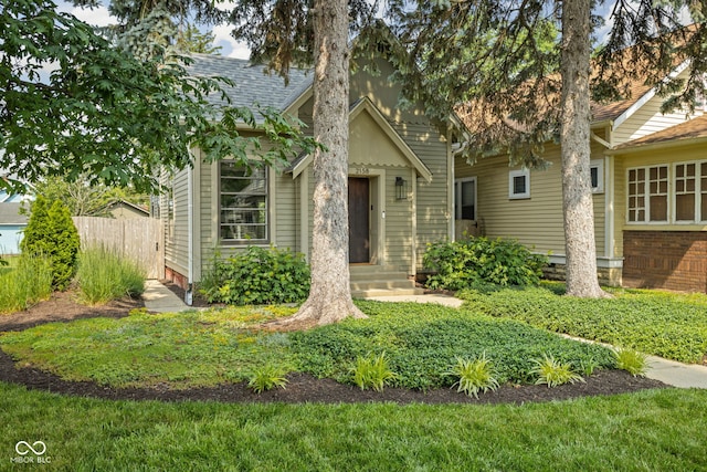 2158 S Garfield Dr, Indianapolis, IN 46203 - photo 2