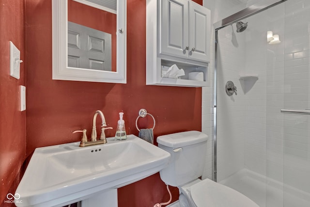 900 W Busby St, Lebanon, IN 46052 - full bathroom featuring a sink and a stall shower