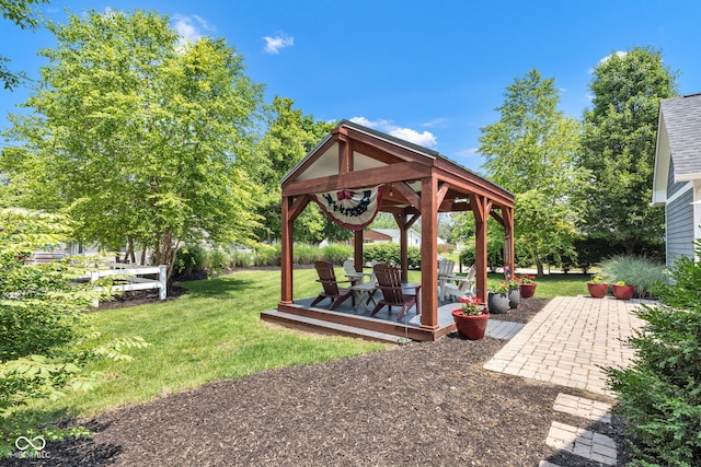 900 W Busby St, Lebanon, IN 46052 - view of green lawn featuring a gazebo and a deck