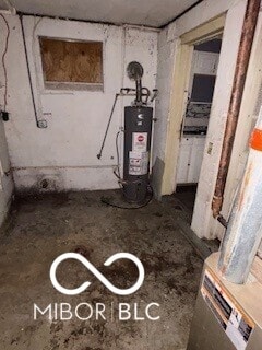 1724-1726 N Somerset Ave, Indianapolis, IN 46222 - utilities with gas water heater