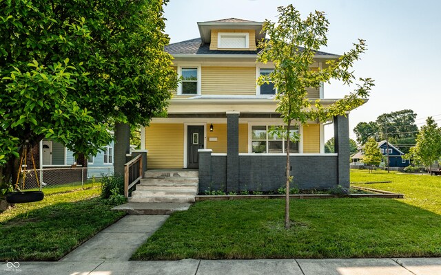 805 N Temple Ave, Indianapolis, IN 46201 - american foursquare style home with covered porch