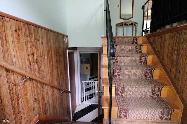 1713 Boca Raton Blvd, Kokomo, IN 46902 - view of stairs