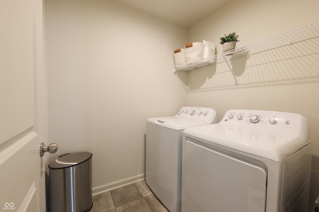 640 Axford Bay Dr, Westfield, IN 46074 - washroom with washing machine and dryer and baseboards