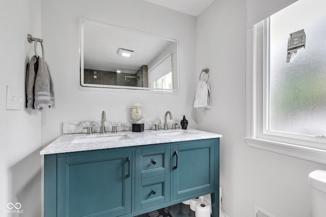 1618 Villa Ave, Indianapolis, IN 46203 - full bath with double vanity and toilet