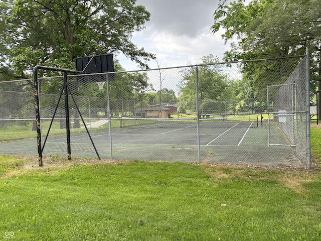 260 S 250 W, Greenfield, IN 46140 - view of tennis court