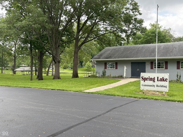 260 S 250 W, Greenfield, IN 46140 - view of front facade with a front lawn