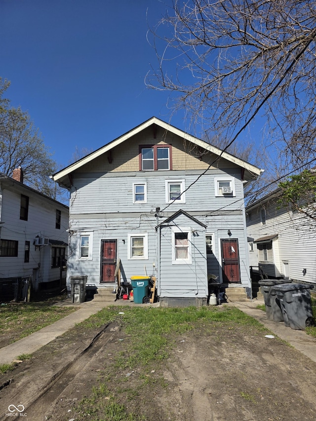 2913 Boulevard Pl, Indianapolis, IN 46208 - view of front of home featuring entry steps