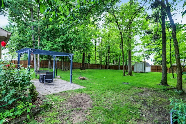 1264 Black Oak Dr, Greenwood, IN 46143 - view of yard with a pergola and a patio
