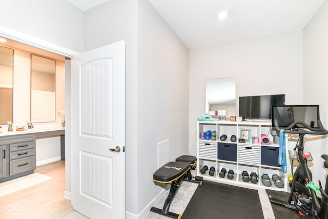8263 Bryce Blvd, Pendleton, IN 46064 - exercise area featuring light wood finished floors, baseboards, and recessed lighting