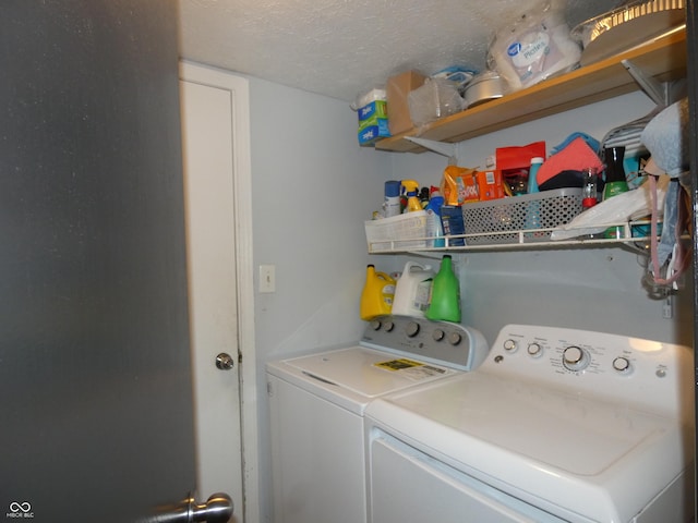 6714 Colleens Way, Indianapolis, IN 46221 - washroom with separate washer and dryer and a textured ceiling