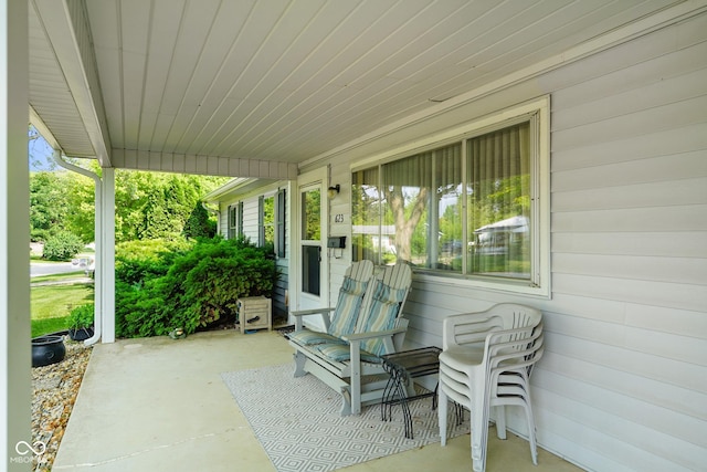 623 Circle Ct, Whiteland, IN 46184 - view of patio