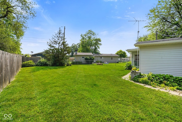623 Circle Ct, Whiteland, IN 46184 - view of yard