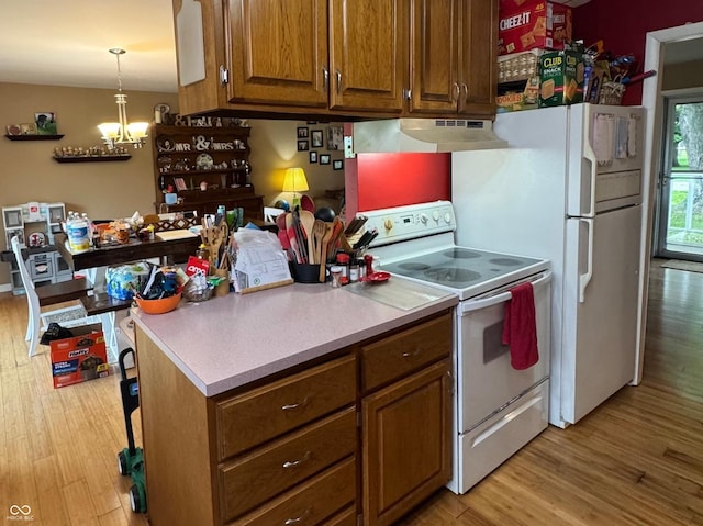 800 N Walnut Hls, Crawfordsville, IN 47933 - kitchen featuring electric stove, under cabinet range hood, and light wood-type flooring