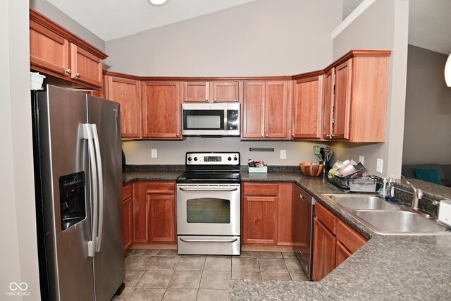 1635 N College Ave Unit 4, Indianapolis, IN 46202 - photo 13