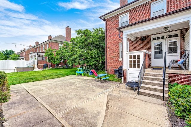 8436 E 56th St, Indianapolis, IN 46216 - view of patio / terrace