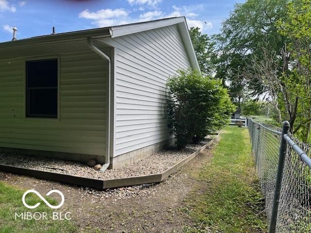 9451 S Amanda Dr, Claypool, IN 46510 - view of property exterior
