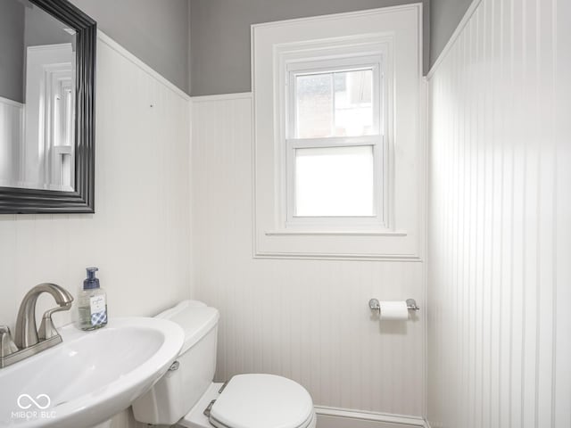 4455 Central Ave, Indianapolis, IN 46205 - half bath with a sink and toilet