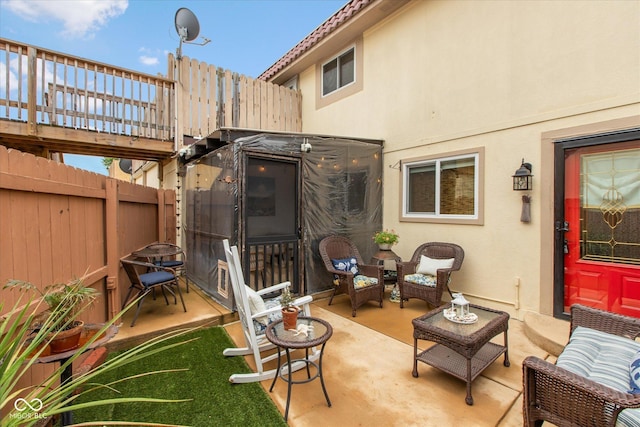 2766 Del Prado Dr Unit 6, Indianapolis, IN 46227 - fenced backyard featuring an outdoor living space and a patio area