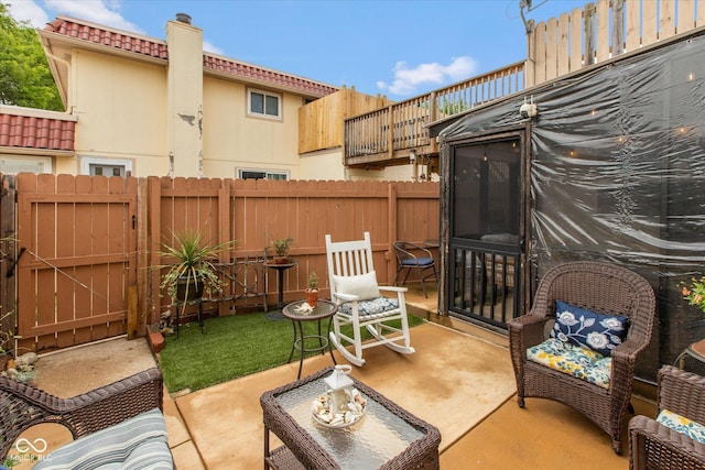 2766 Del Prado Dr Unit 6, Indianapolis, IN 46227 - view of patio with a gate and an outdoor hangout area
