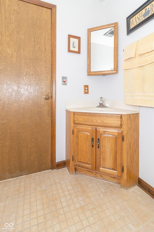 12014 Briar Way Center Dr, Indianapolis, IN 46126 - bathroom featuring vanity and baseboards