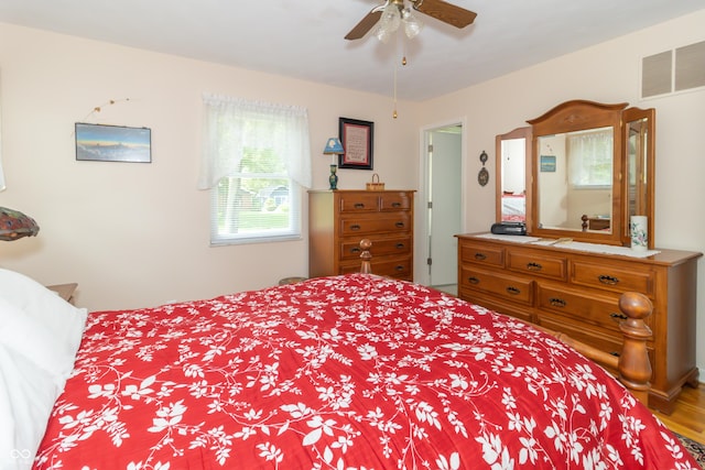 12014 Briar Way Center Dr, Indianapolis, IN 46126 - bedroom with a ceiling fan