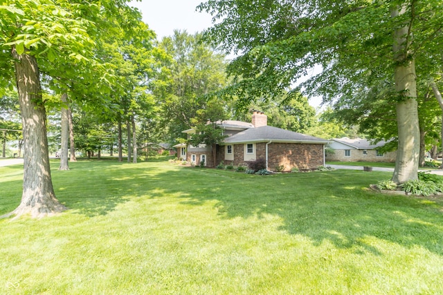 12014 Briar Way Center Dr, Indianapolis, IN 46126 - view of grassy yard