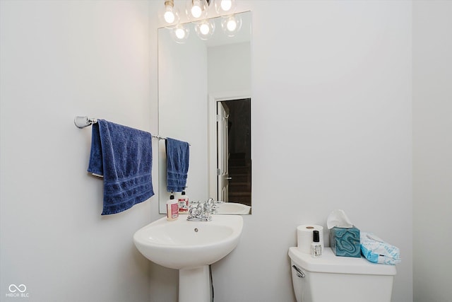 755 Ivy Ln, Carmel, IN 46032 - bathroom with toilet