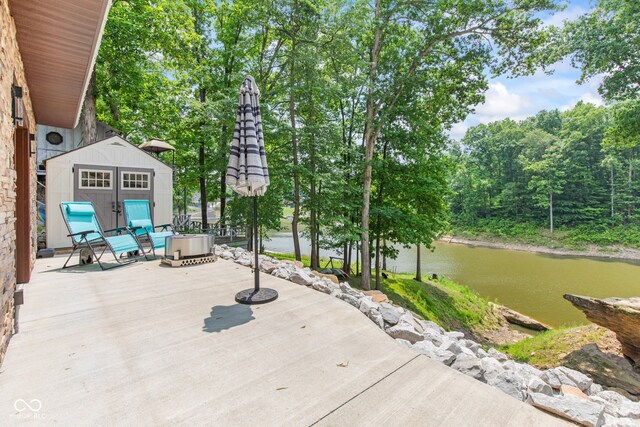 2540 S Annapolis Rd, Rockville, IN 47872 - view of patio with a water view