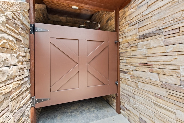 2540 S Annapolis Rd, Rockville, IN 47872 - view of property entrance