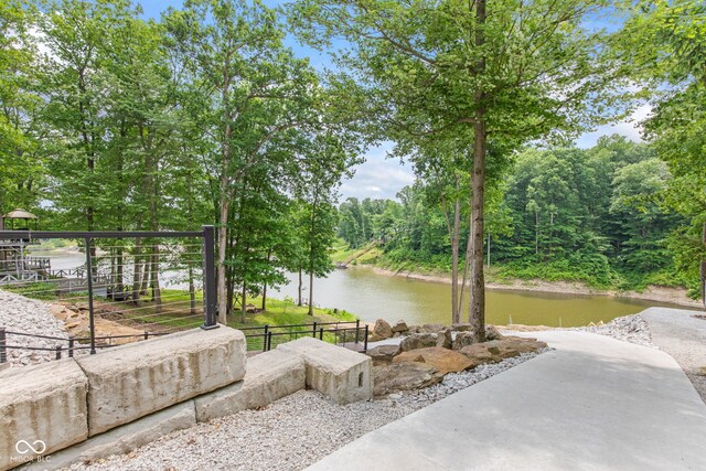2540 S Annapolis Rd, Rockville, IN 47872 - surrounding community with a water view