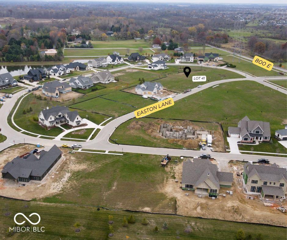 8053 Easton Ln, Zionsville, IN 46077 - photo 1