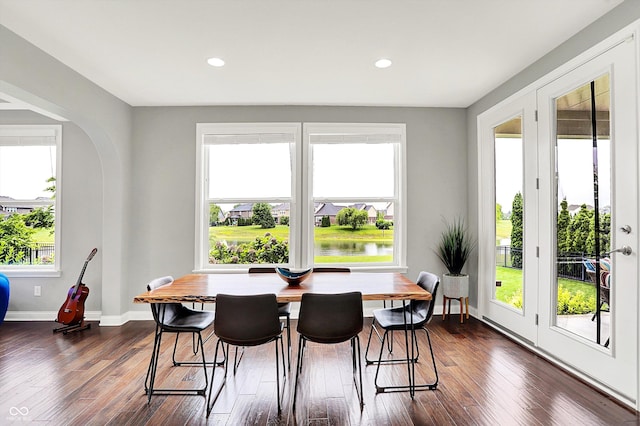 2789 W High Grove Cir, Zionsville, IN 46077 - dining area with dark wood-style flooring and recessed lighting